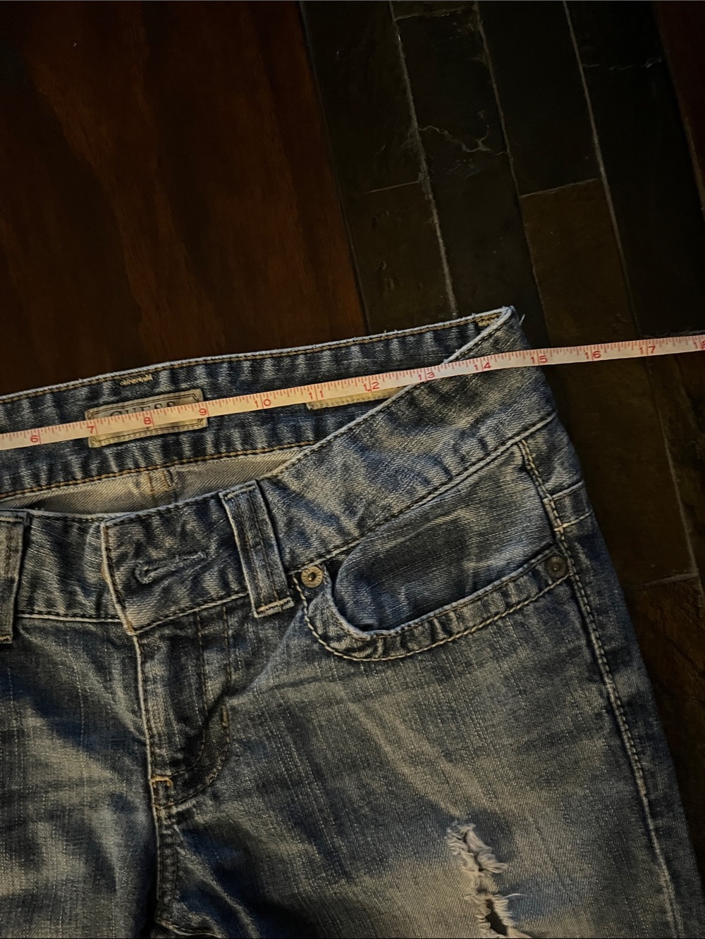 Guess Daredevil Distressed Denim Jeans Size 27